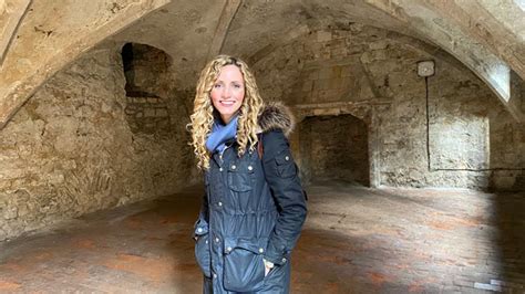 walking tudor england|suzannah lipscomb movies.